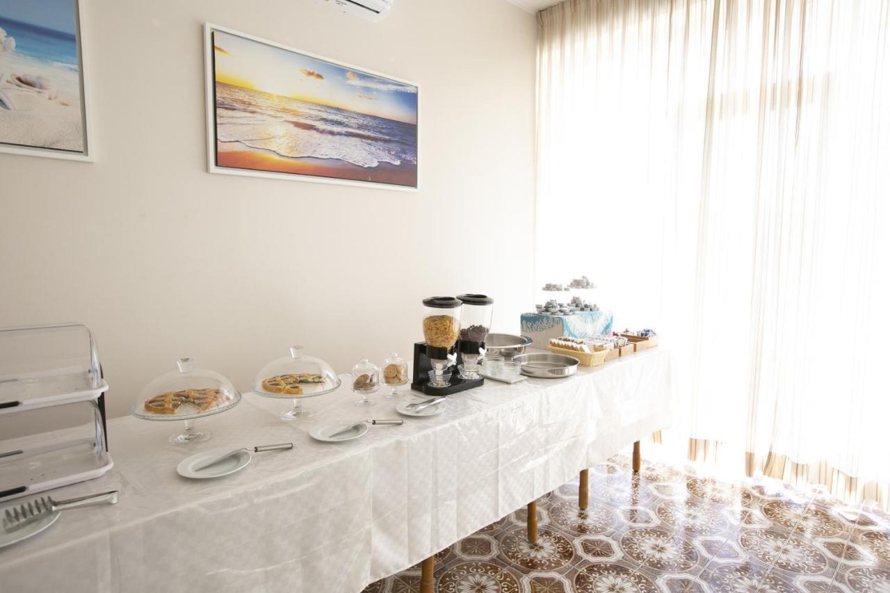 Hotel Mara Rimini Eksteriør bilde
